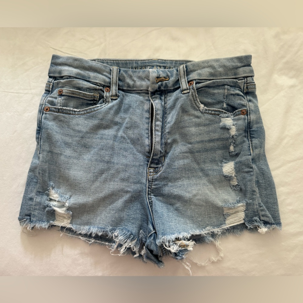American Eagle curvy (super stretch) high rise jean short size 6